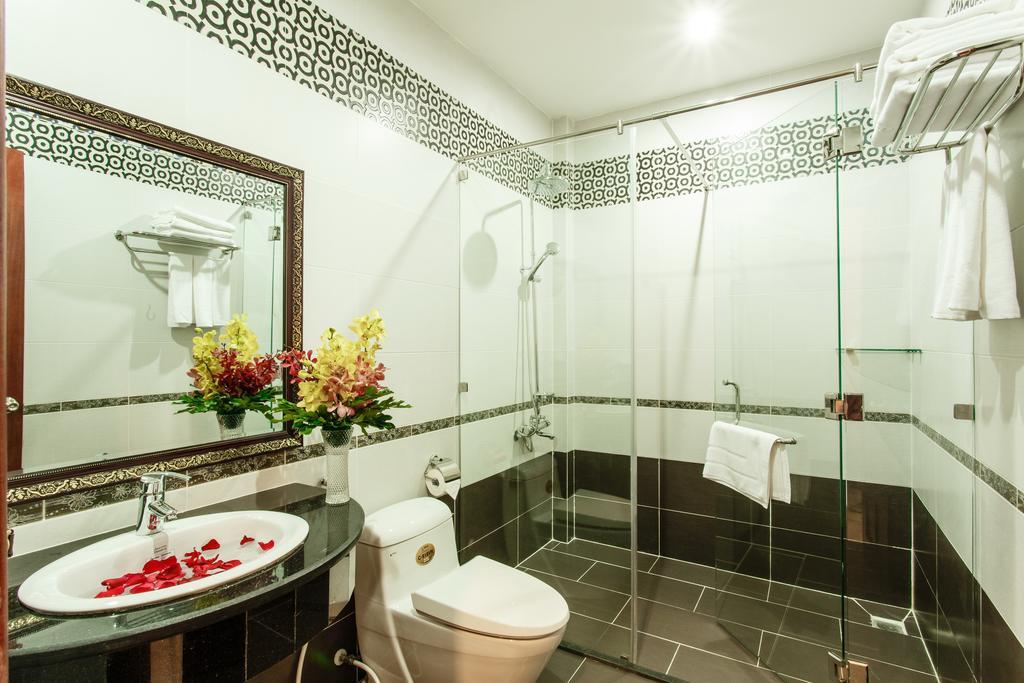 Long Bao Chau Hotel Thu Dau Mot Стая снимка