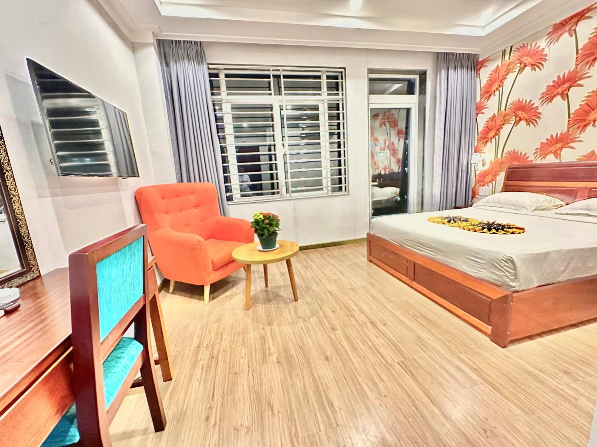 Long Bao Chau Hotel Thu Dau Mot Екстериор снимка