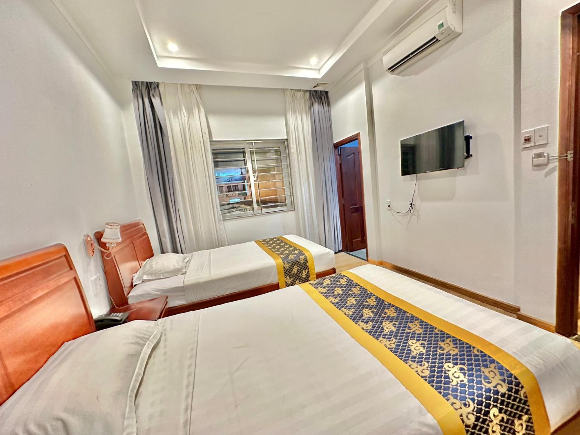 Long Bao Chau Hotel Thu Dau Mot Екстериор снимка