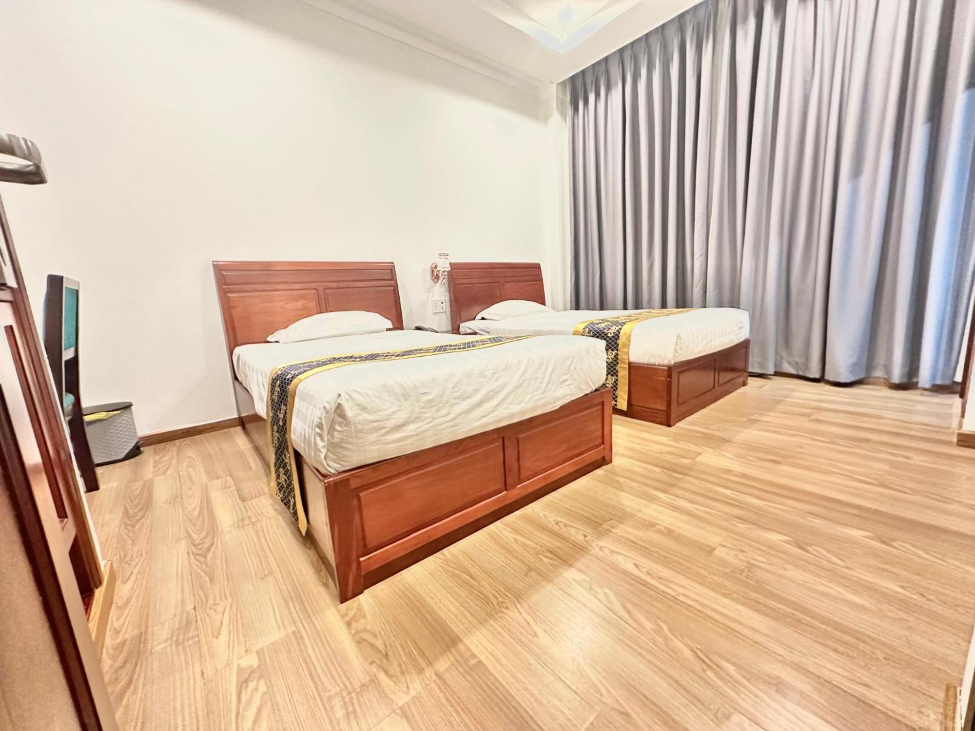 Long Bao Chau Hotel Thu Dau Mot Екстериор снимка