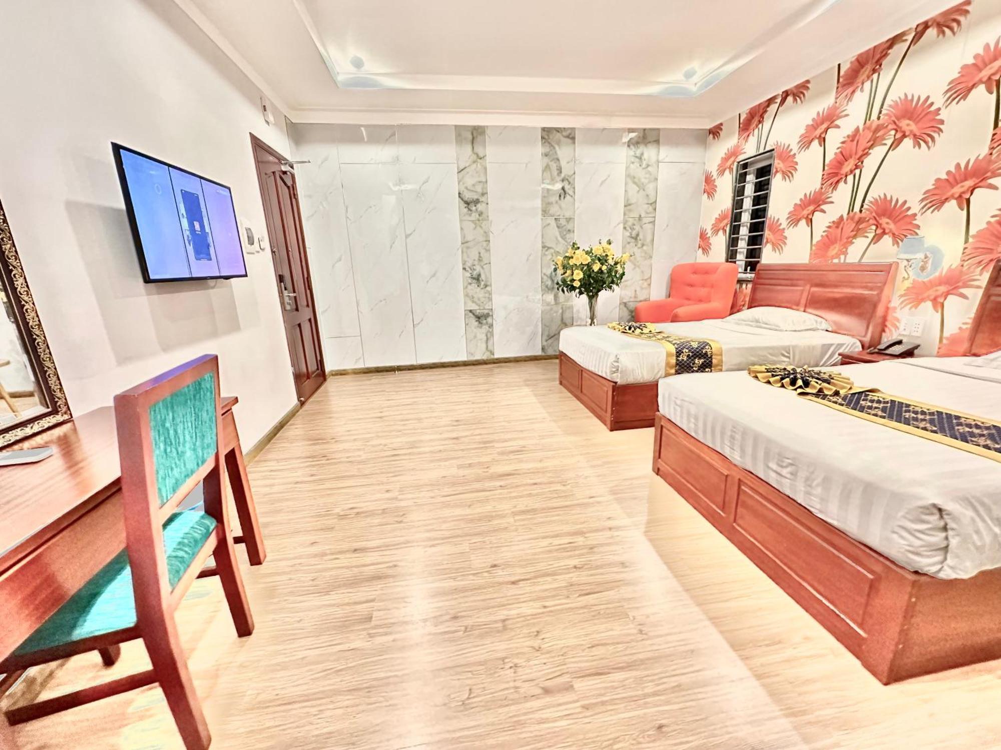 Long Bao Chau Hotel Thu Dau Mot Екстериор снимка