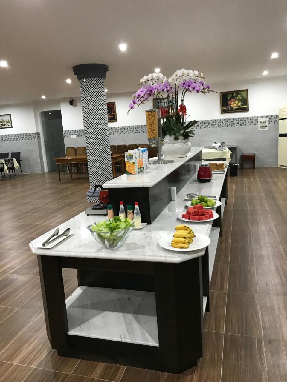 Long Bao Chau Hotel Thu Dau Mot Екстериор снимка