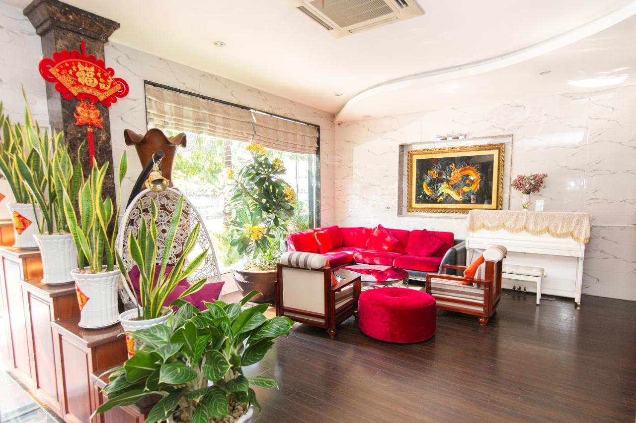 Long Bao Chau Hotel Thu Dau Mot Екстериор снимка